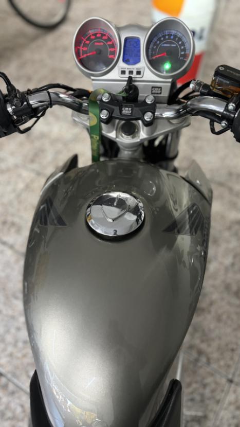HONDA CB 250 F Twister , Foto 9