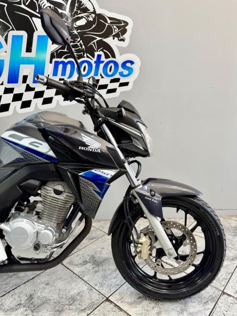 HONDA CB 250 F Twister FLEXONE, Foto 2