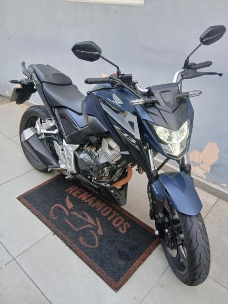 HONDA CB 250 F Twister FLEXONE, Foto 3