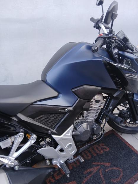 HONDA CB 250 F Twister FLEXONE, Foto 8