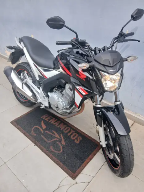 HONDA CB 250 F Twister FLEXONE, Foto 6