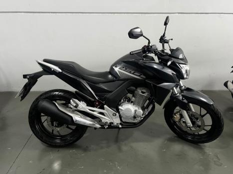 HONDA CB 250 F Twister , Foto 1