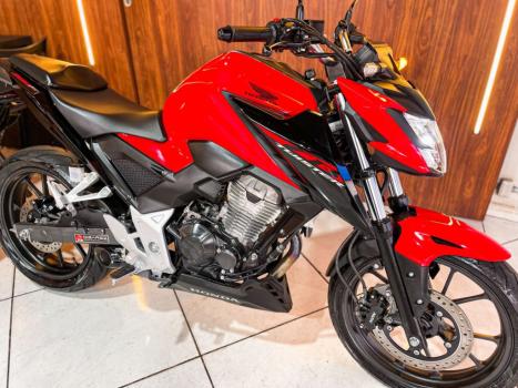 HONDA CB 300 F Twister FLEX CBS, Foto 3