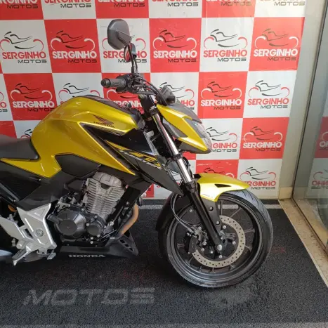HONDA CB 300 F Twister FLEX ABS, Foto 4
