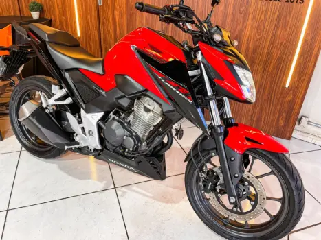 HONDA CB 300 F Twister FLEX CBS, Foto 3