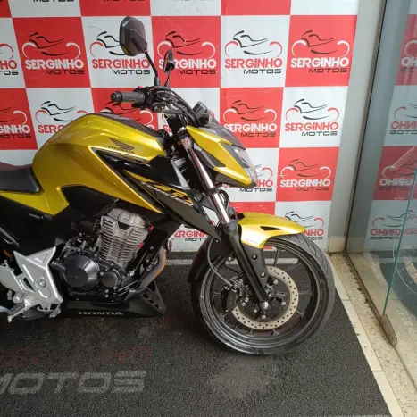 HONDA CB 300 F Twister FLEX ABS, Foto 2