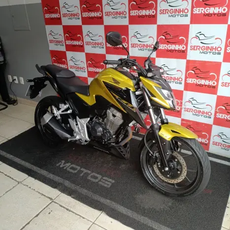 HONDA CB 300 F Twister FLEX ABS, Foto 4