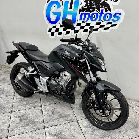 HONDA CB 300 F Twister FLEX ABS, Foto 3