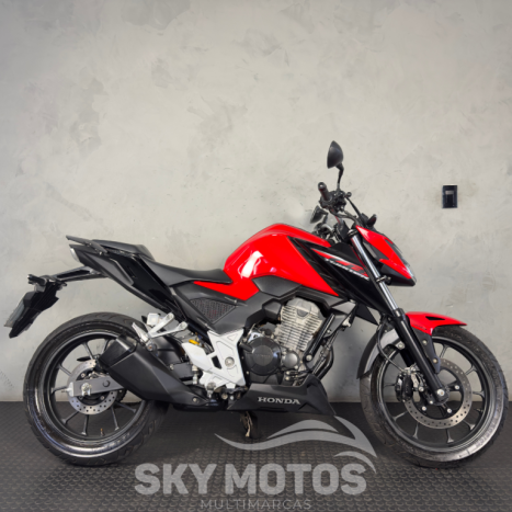 HONDA CB 300 F Twister FLEX ABS, Foto 1