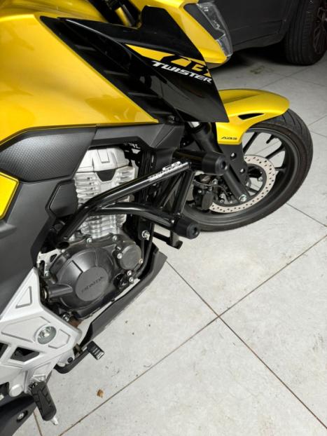 HONDA CB 300 F Twister FLEX ABS, Foto 3