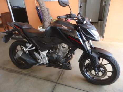 HONDA CB 300 F Twister FLEX ABS, Foto 3