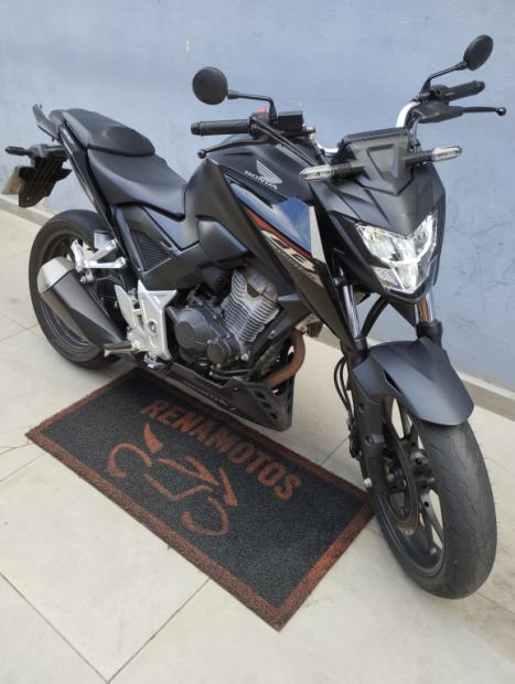 HONDA CB 300 F Twister FLEX CBS, Foto 7