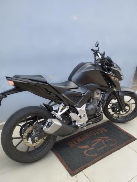 HONDA CB 300 F Twister FLEX CBS, Foto 6