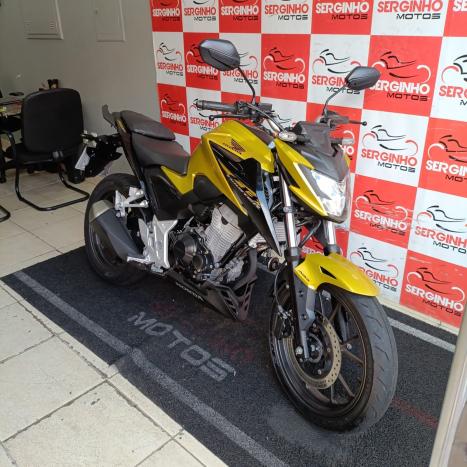 HONDA CB 300 F Twister FLEX ABS, Foto 2