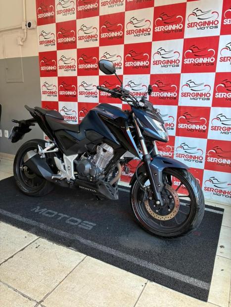 HONDA CB 300 F Twister FLEX ABS, Foto 6