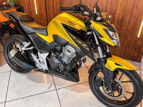 HONDA CB 300 F Twister FLEX ABS, Foto 3