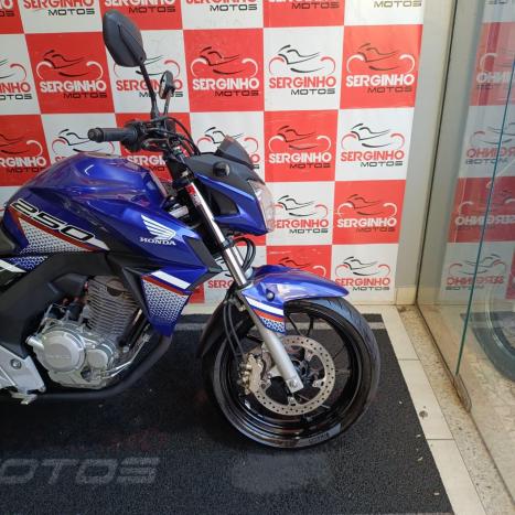 HONDA CB 300 F Twister FLEX ABS, Foto 2