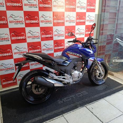 HONDA CB 300 F Twister FLEX ABS, Foto 4