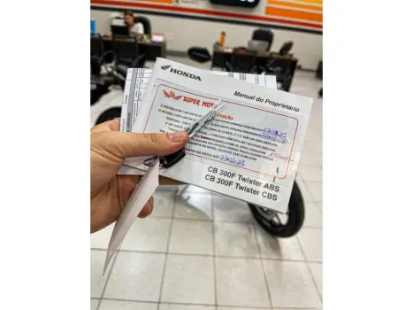 HONDA CB 300 F Twister FLEX ABS, Foto 9
