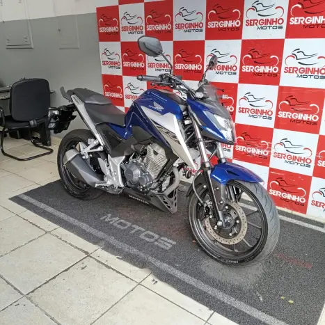 HONDA CB 300 F Twister FLEX CBS, Foto 3