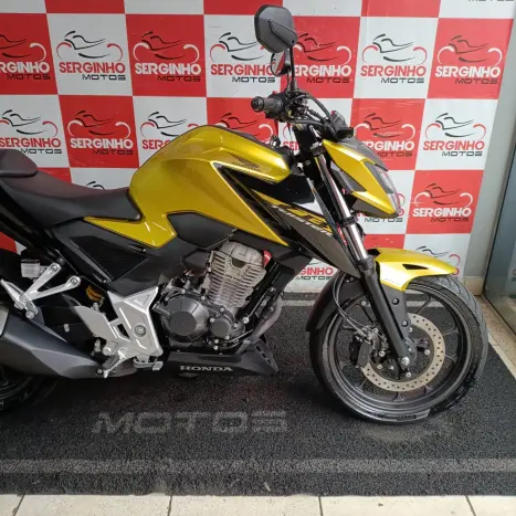 HONDA CB 300 F Twister FLEX ABS, Foto 2