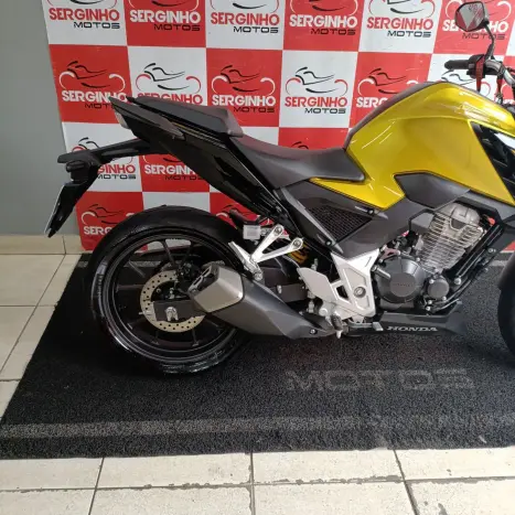 HONDA CB 300 F Twister FLEX ABS, Foto 3