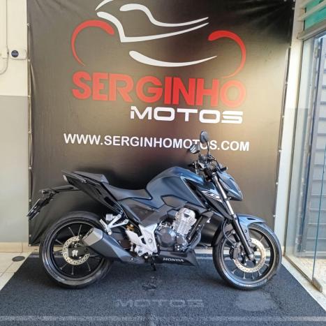 HONDA CB 300 F Twister FLEX ABS, Foto 1