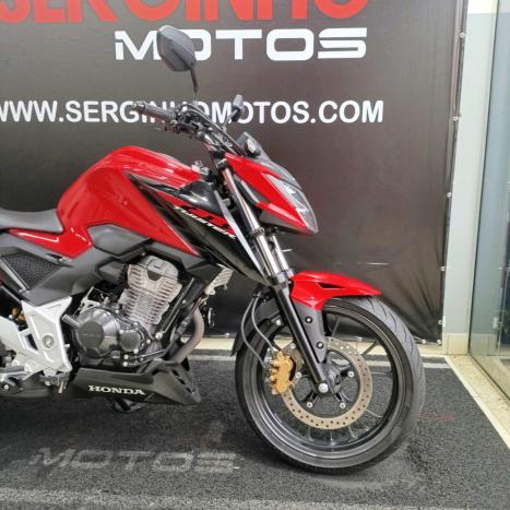 HONDA CB 300 F Twister FLEX ABS, Foto 2