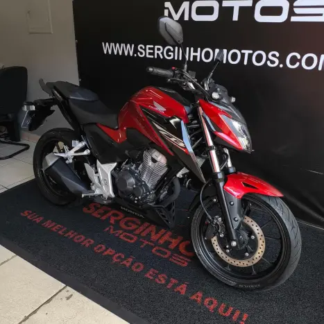 HONDA CB 300 F Twister FLEX ABS, Foto 4