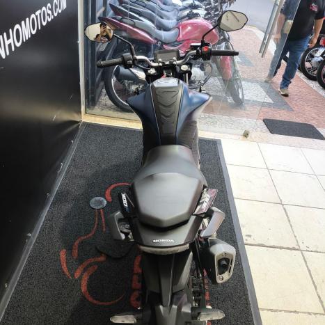HONDA CB 300 F Twister FLEX ABS, Foto 2