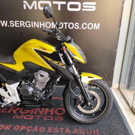 HONDA CB 300 F Twister FLEX ABS, Foto 2