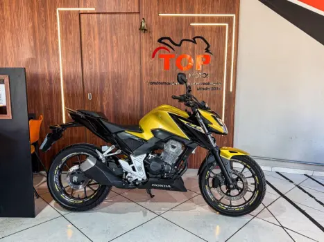 HONDA CB 300 F Twister FLEX ABS, Foto 1