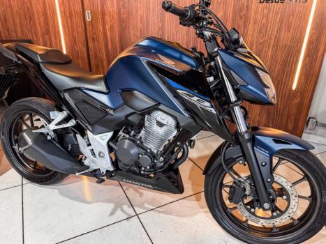 HONDA CB 300 F Twister FLEX ABS, Foto 3