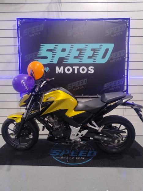 HONDA CB 300 F Twister FLEX ABS, Foto 2
