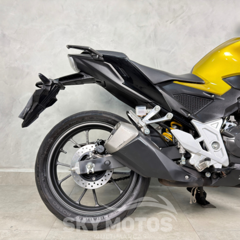 HONDA CB 300 F Twister FLEX ABS, Foto 2