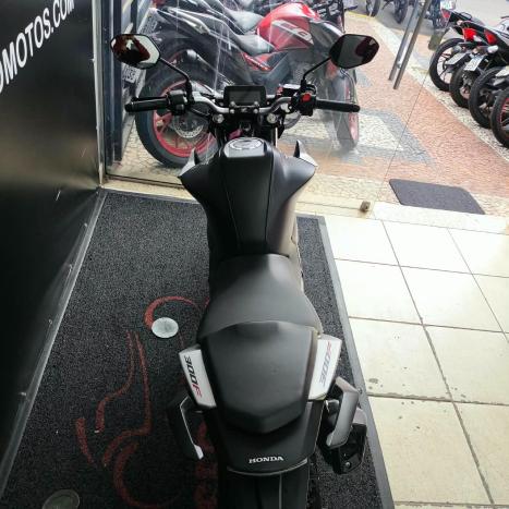 HONDA CB 300 F Twister FLEX ABS, Foto 4