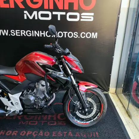 HONDA CB 300 F Twister FLEX ABS, Foto 2