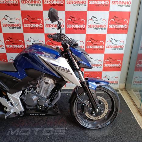 HONDA CB 300 R ABS, Foto 4