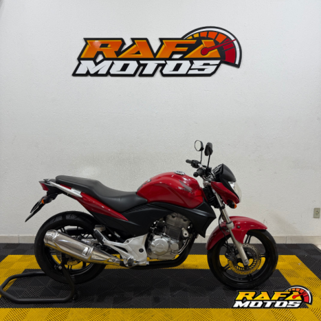 HONDA CB 300 R ESPECIAL EDITION, Foto 2