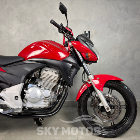 HONDA CB 300 R ESPECIAL EDITION, Foto 3