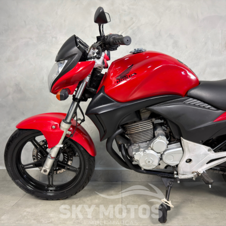 HONDA CB 300 R ESPECIAL EDITION, Foto 12