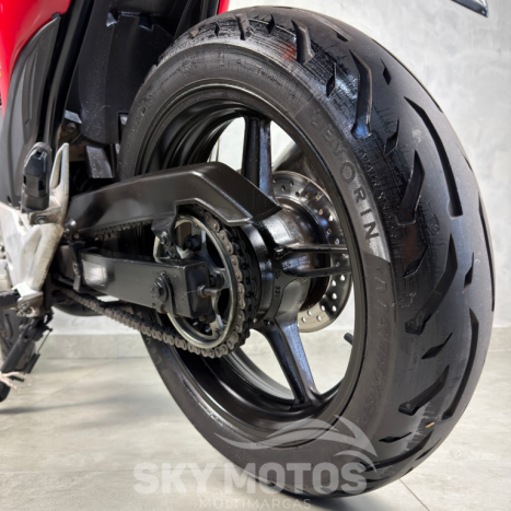 HONDA CB 300 R ESPECIAL EDITION, Foto 19
