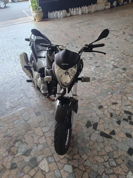 HONDA CB 300 R FLEX, Foto 2