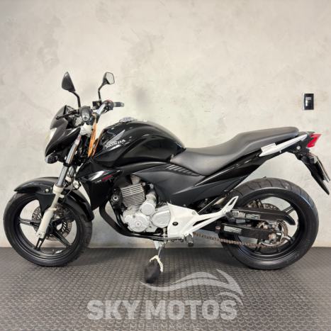 HONDA CB 300 R FLEX, Foto 10