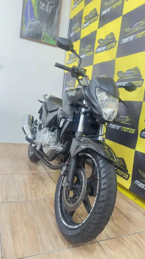 HONDA CB 300 R FLEX, Foto 2