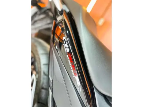 HONDA CB 300 R STD, Foto 8