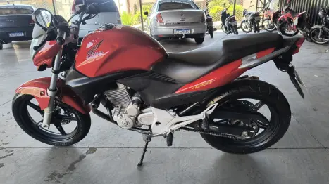 HONDA CB 300 R STD, Foto 4 HONDA CB 300 R STD, Foto 4