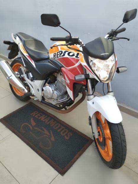 HONDA CB 300 R STD, Foto 2