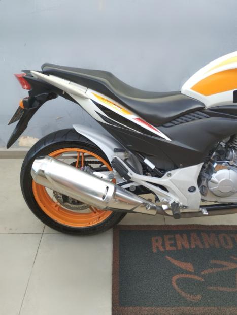 HONDA CB 300 R STD, Foto 3