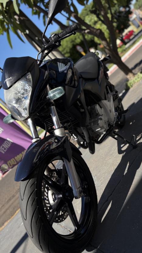 HONDA CB 300 R STD, Foto 3